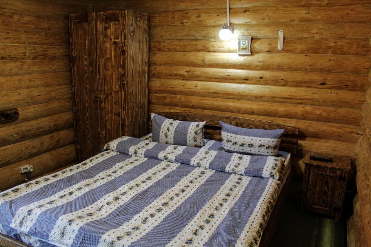 "Лісова Ягода" Yablunytsya Esterno foto